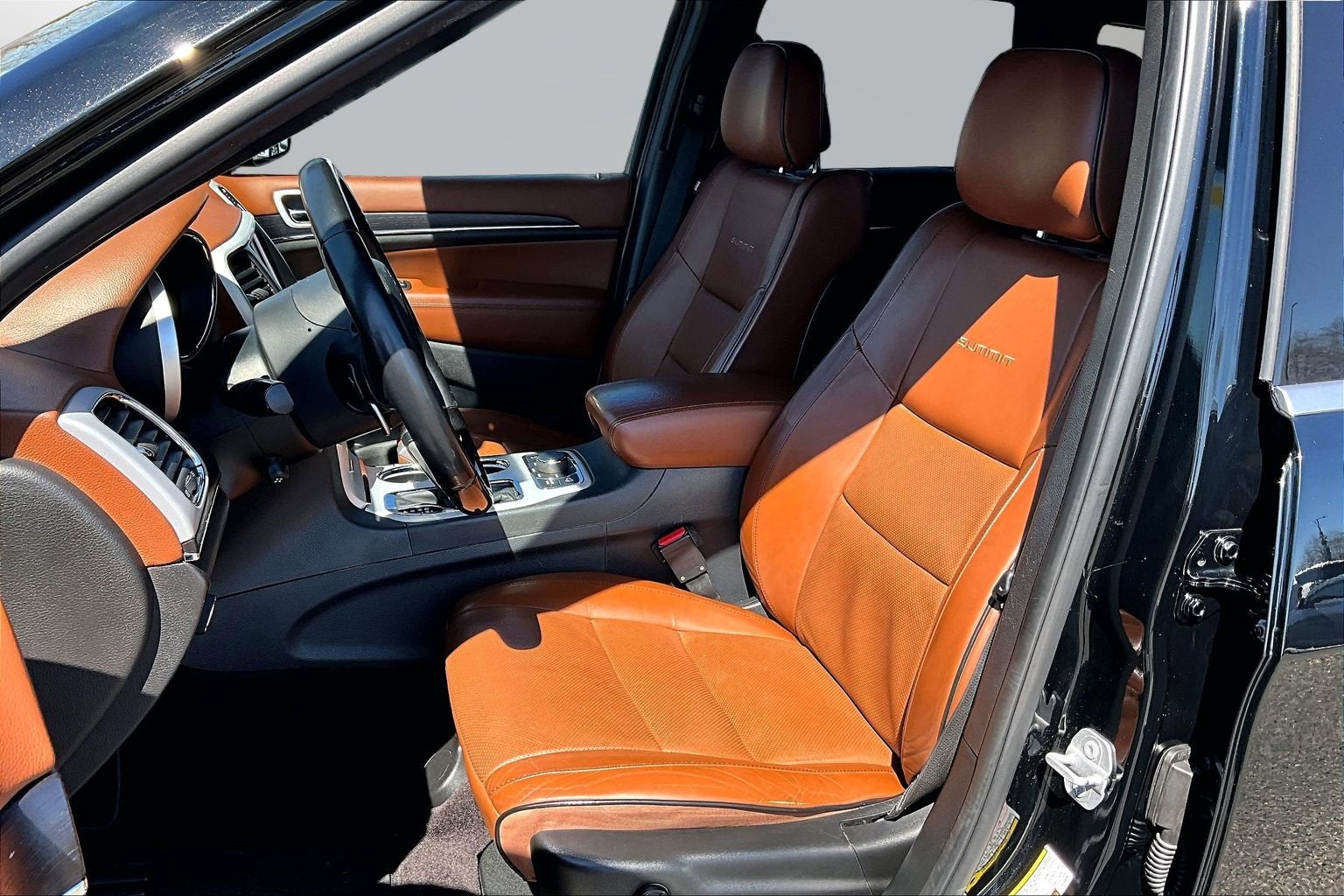 2018 Jeep Grand Cherokee Summit