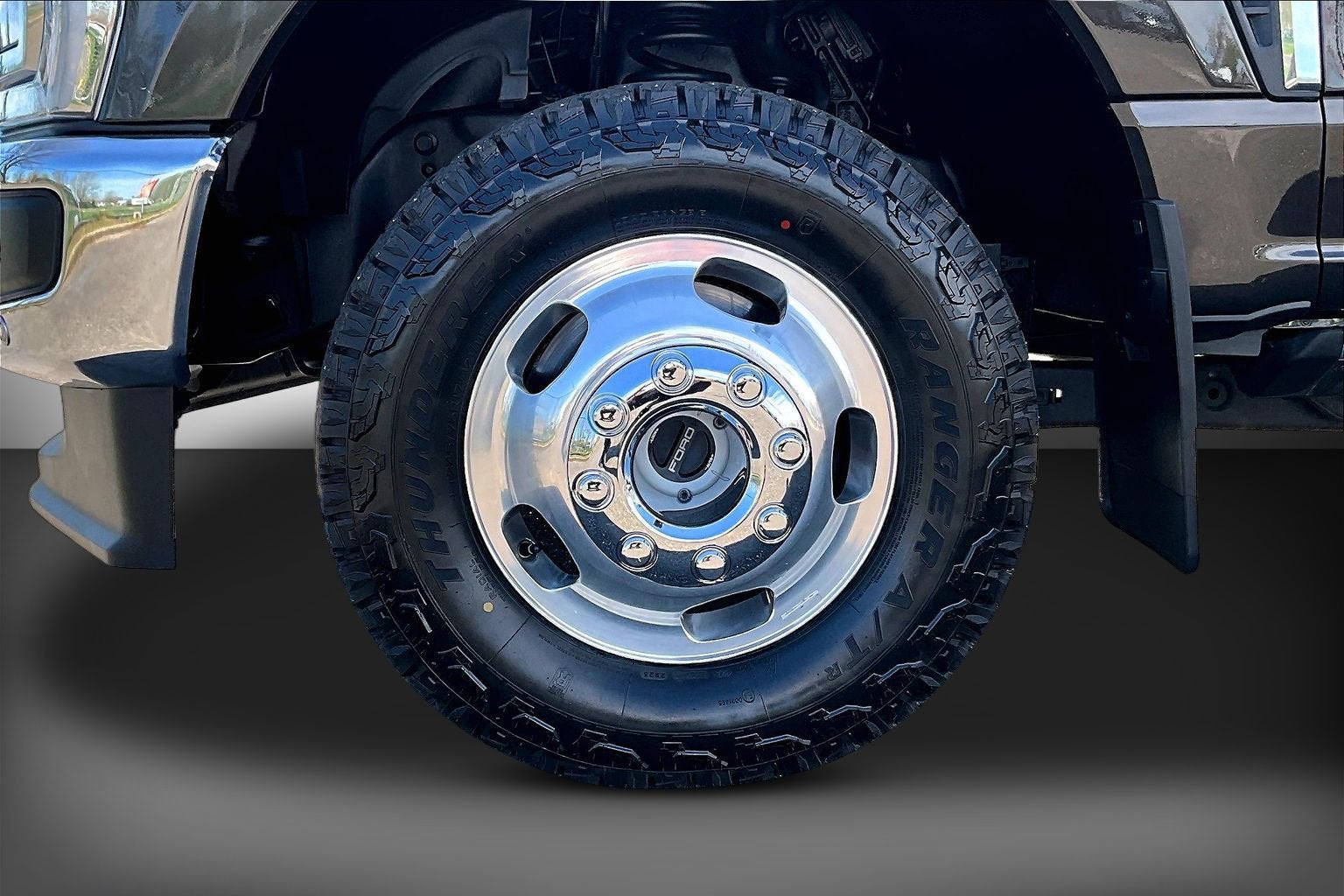 2024 Ford Super Duty F-350 DRW LARIAT