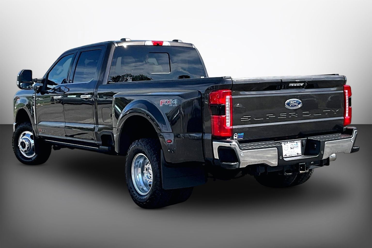 2024 Ford Super Duty F-350 DRW LARIAT