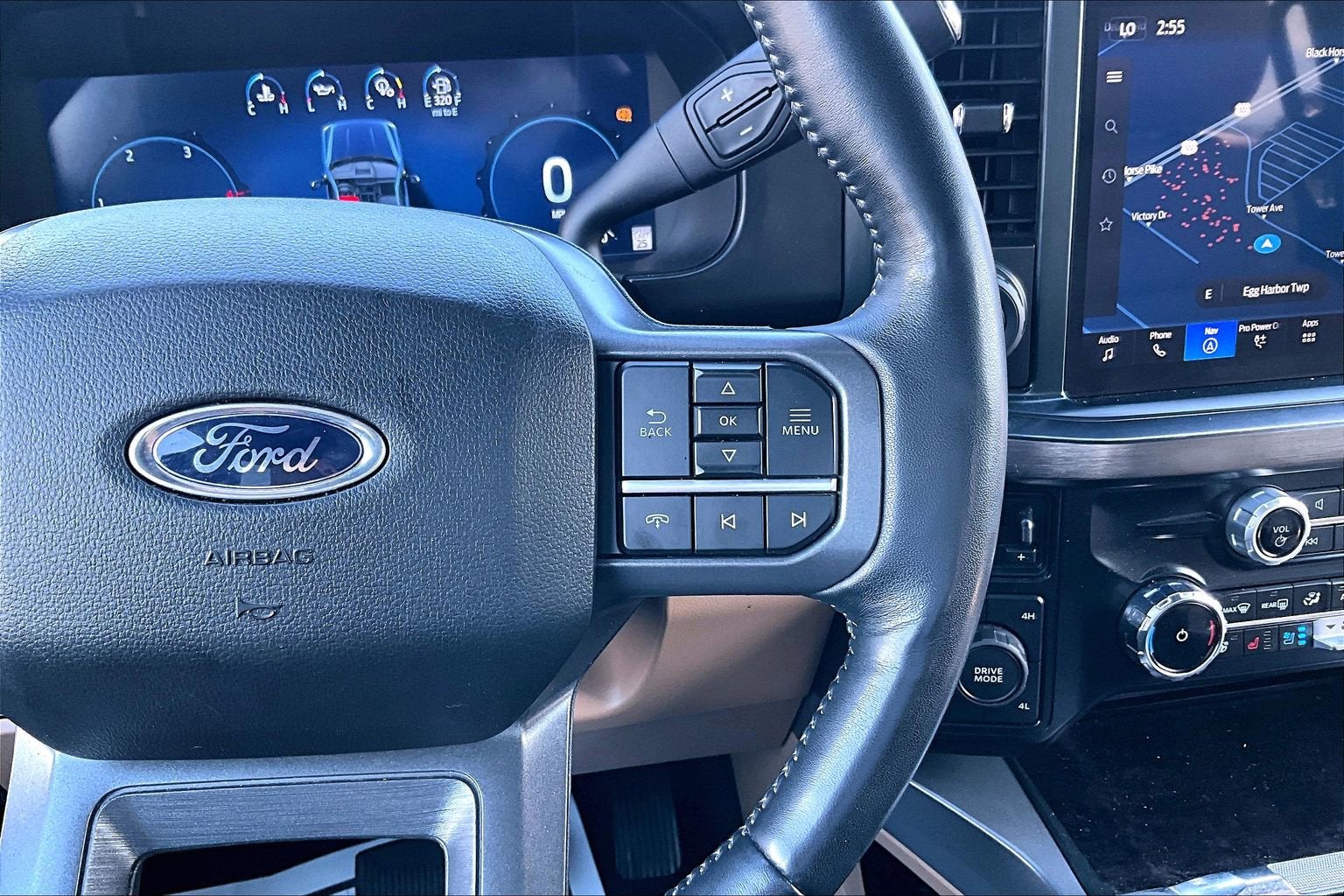 2024 Ford Super Duty F-350 DRW LARIAT