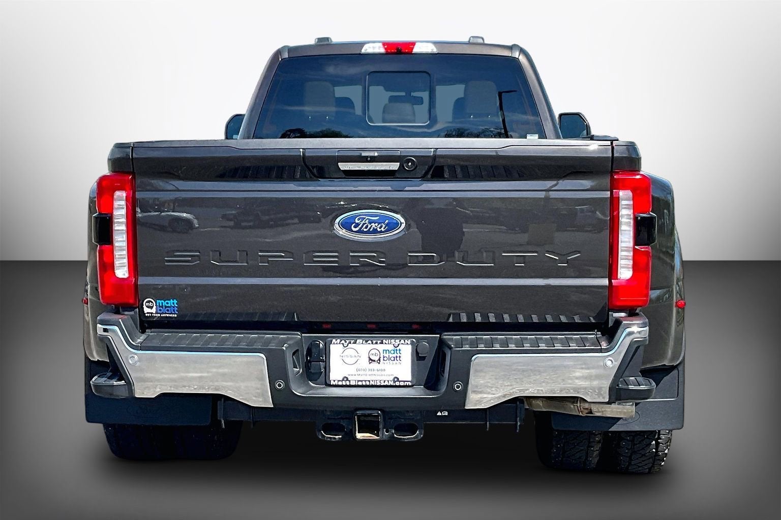 2024 Ford Super Duty F-350 DRW LARIAT