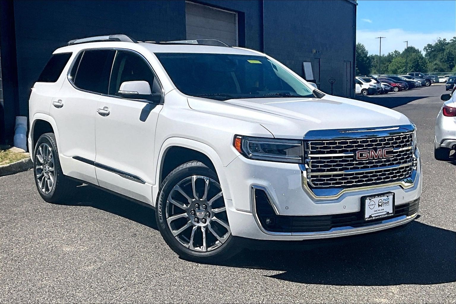 2023 GMC Acadia Denali