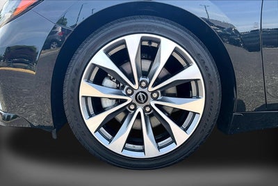 2023 Nissan Maxima Platinum