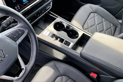 2024 Volkswagen Atlas Cross Sport 2.0T SE