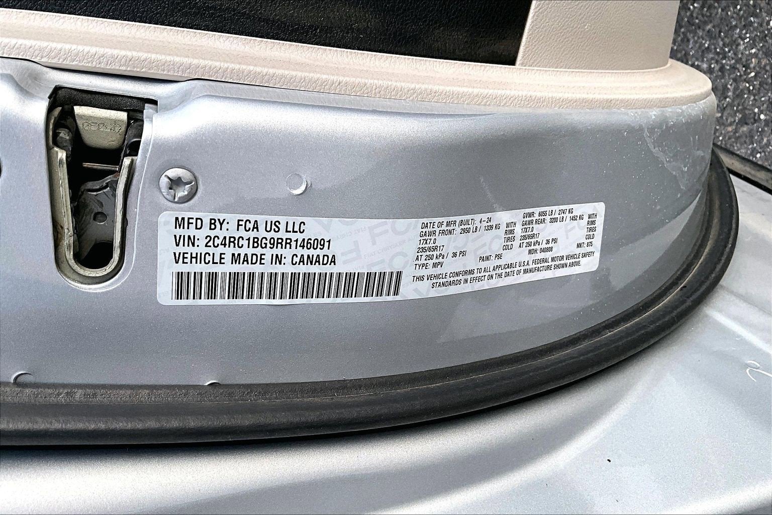 2024 Chrysler Pacifica Touring L