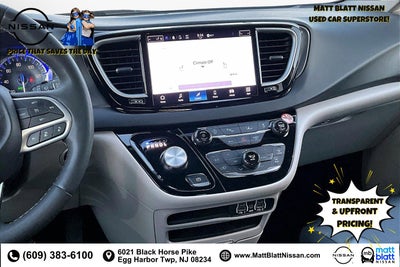 2024 Chrysler Pacifica Touring L