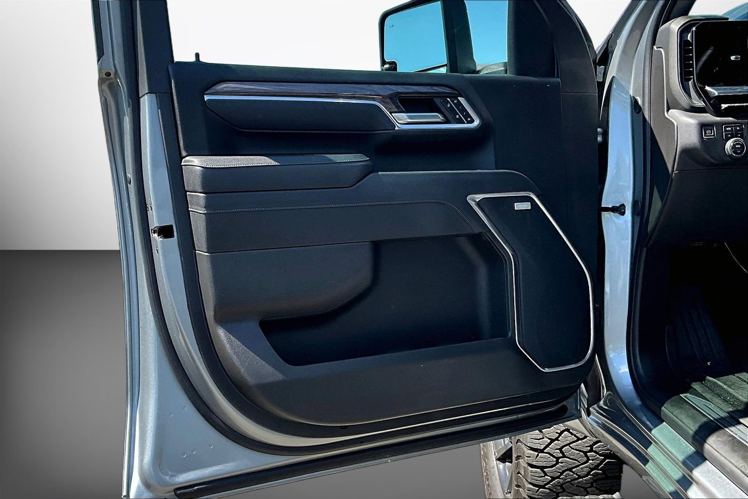 2025 Chevrolet Silverado 2500HD LTZ