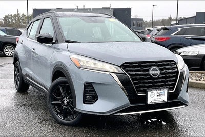 2023 Nissan Kicks SR