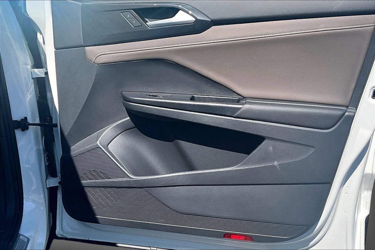 2023 Volkswagen Taos SEL