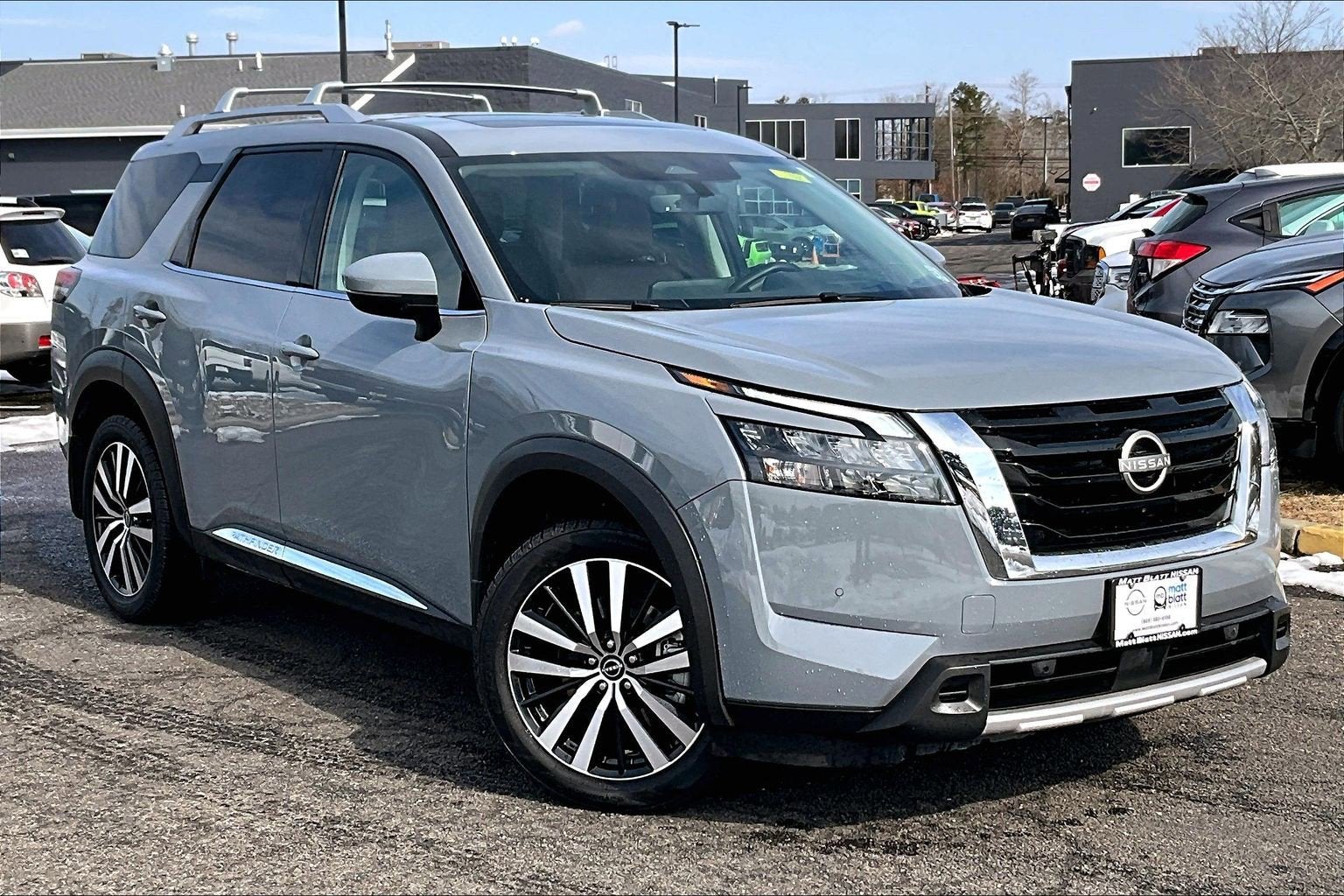 2025 Nissan Pathfinder Platinum