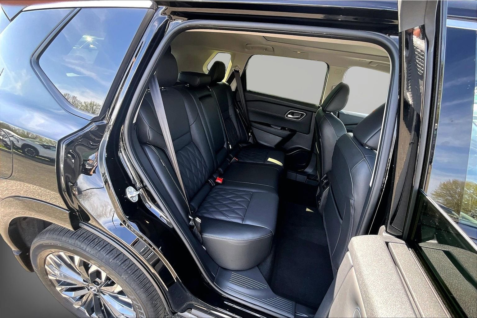 2024 Nissan Rogue Platinum