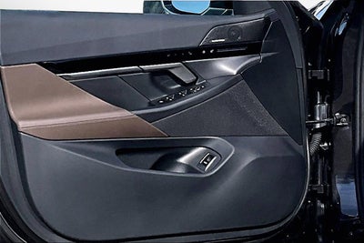 2025 BMW 5 Series 530i xDrive