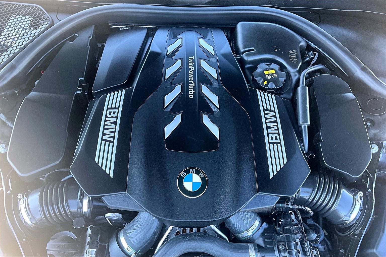 2022 BMW 7 Series 750i xDrive