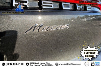 2023 Porsche Macan Base