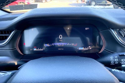 2023 Jeep Grand Cherokee Laredo 4x4