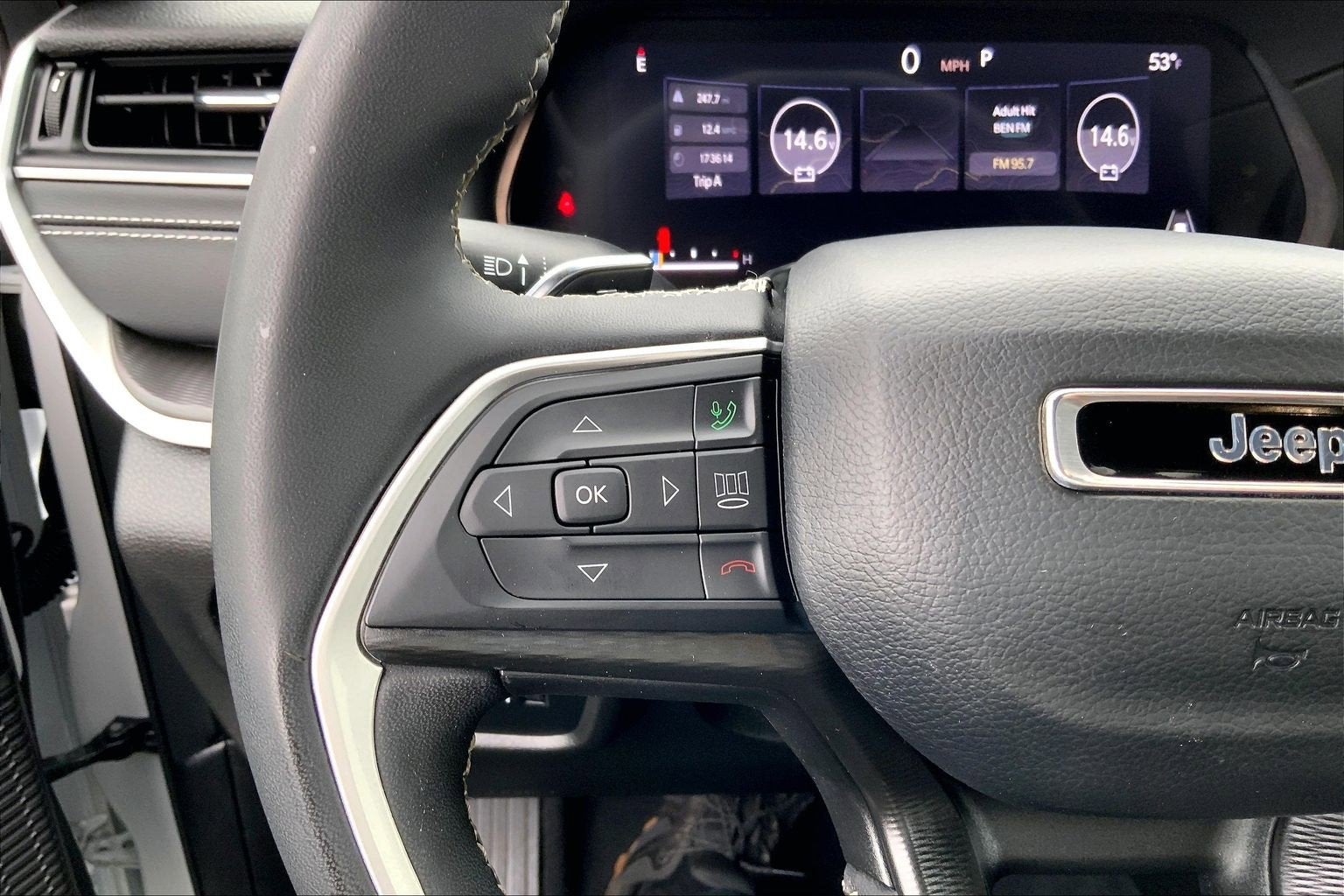 2023 Jeep Grand Cherokee L Altitude 4x4