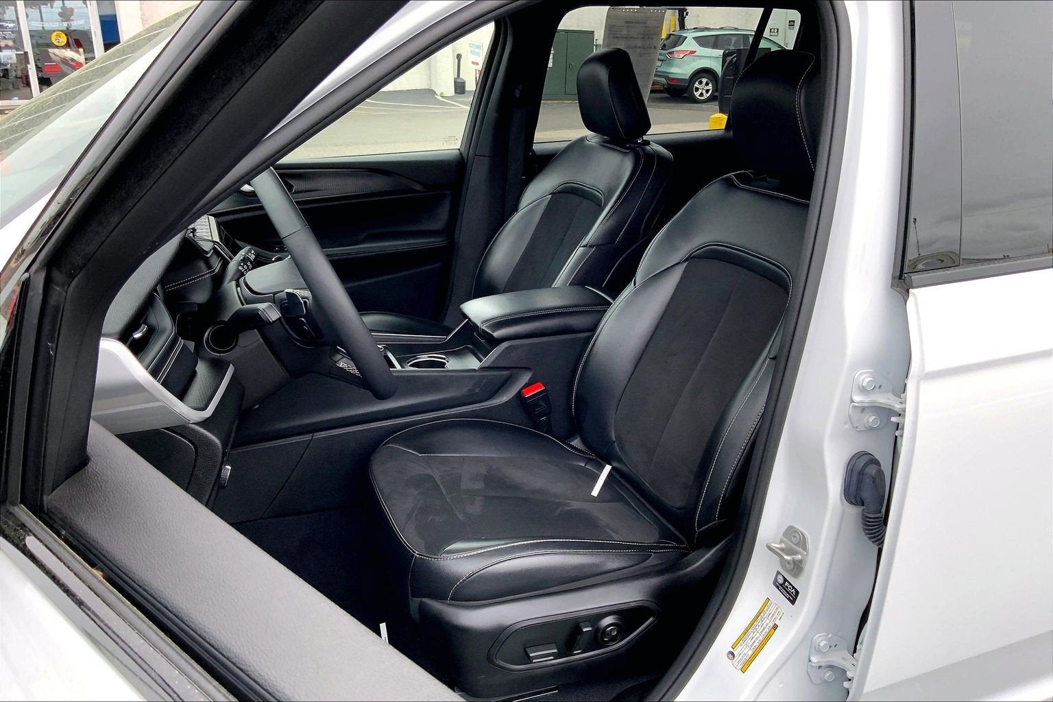 2023 Jeep Grand Cherokee L Altitude 4x4