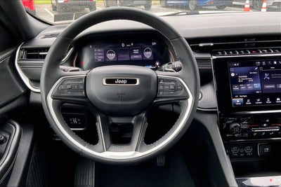 2023 Jeep Grand Cherokee L Altitude 4x4