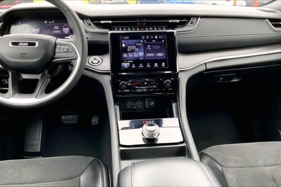 2023 Jeep Grand Cherokee L Altitude 4x4