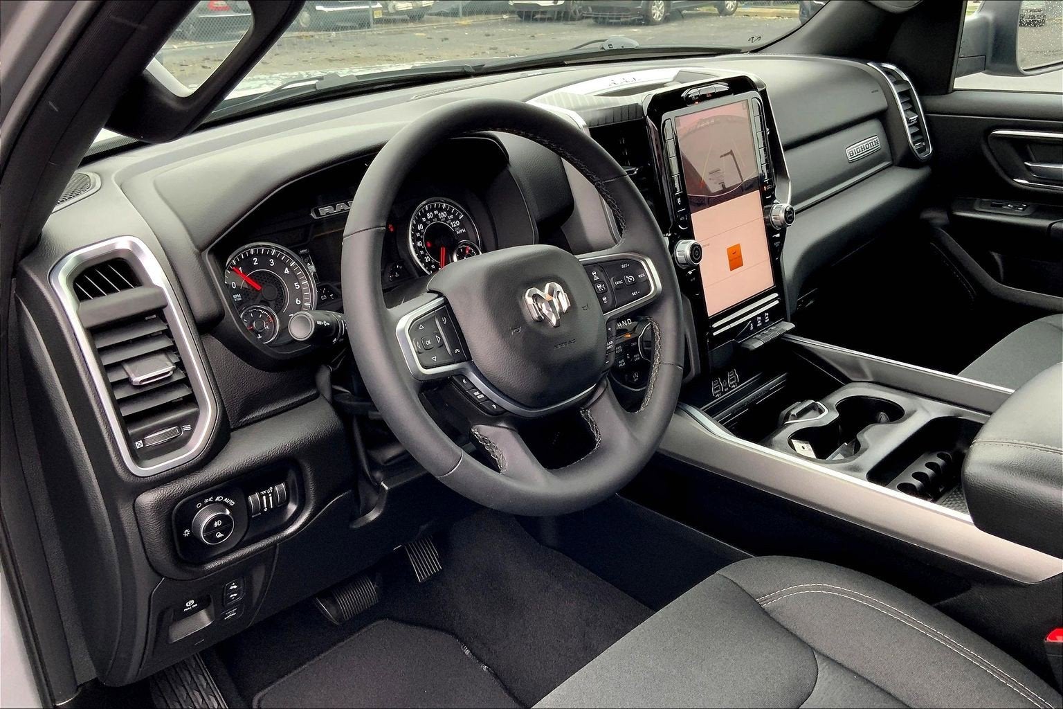 2025 RAM 1500 Big Horn Crew Cab 4x4 5'7' Box