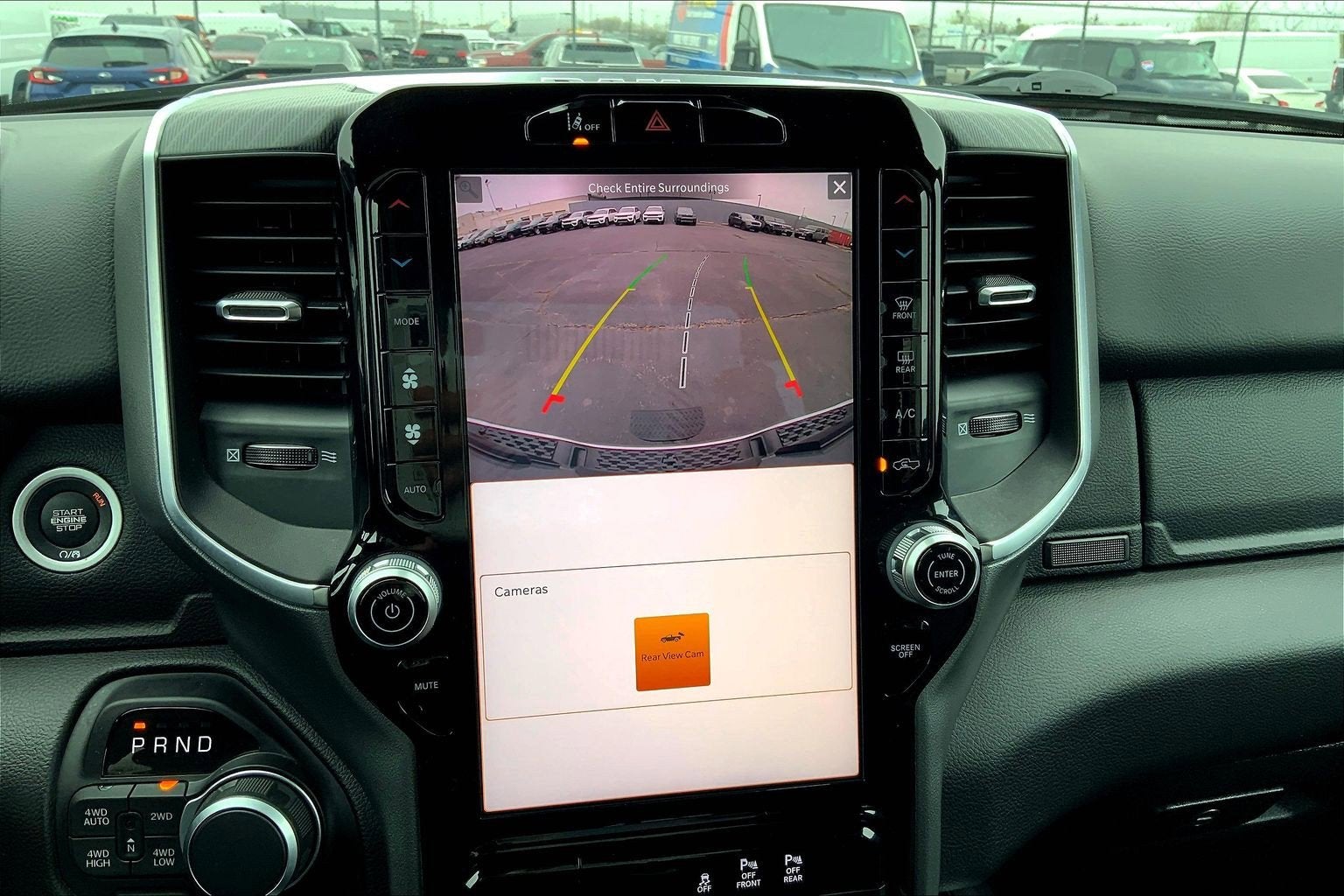 2025 RAM 1500 Big Horn Crew Cab 4x4 5'7' Box