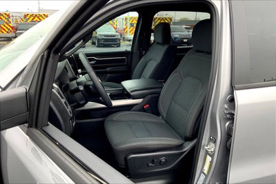 2025 RAM 1500 Big Horn Crew Cab 4x4 5'7' Box