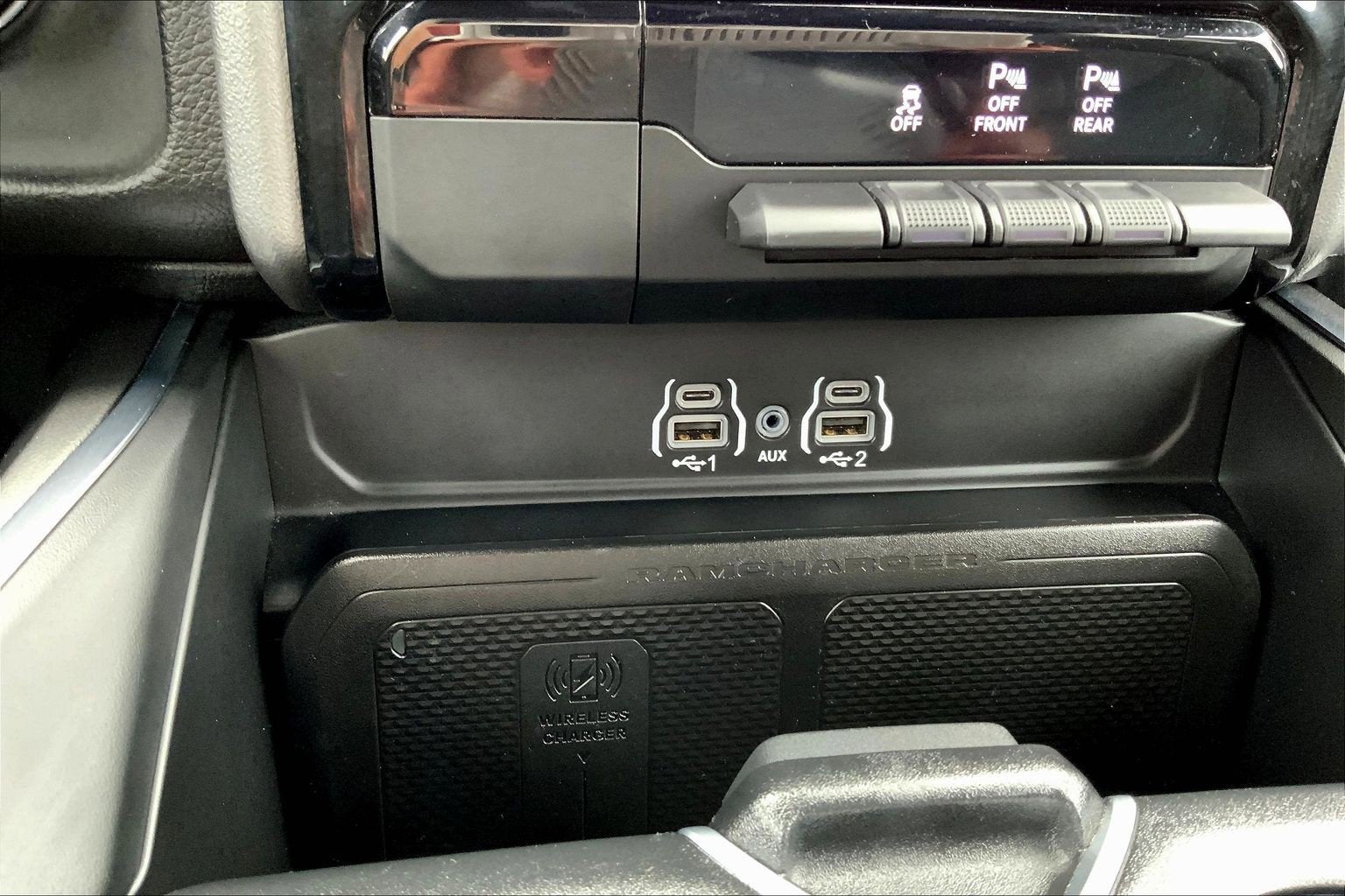 2025 RAM 1500 Big Horn Crew Cab 4x4 5'7' Box