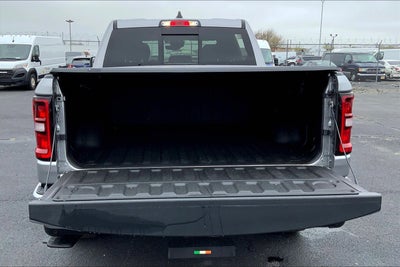 2025 RAM 1500 Big Horn Crew Cab 4x4 5'7' Box