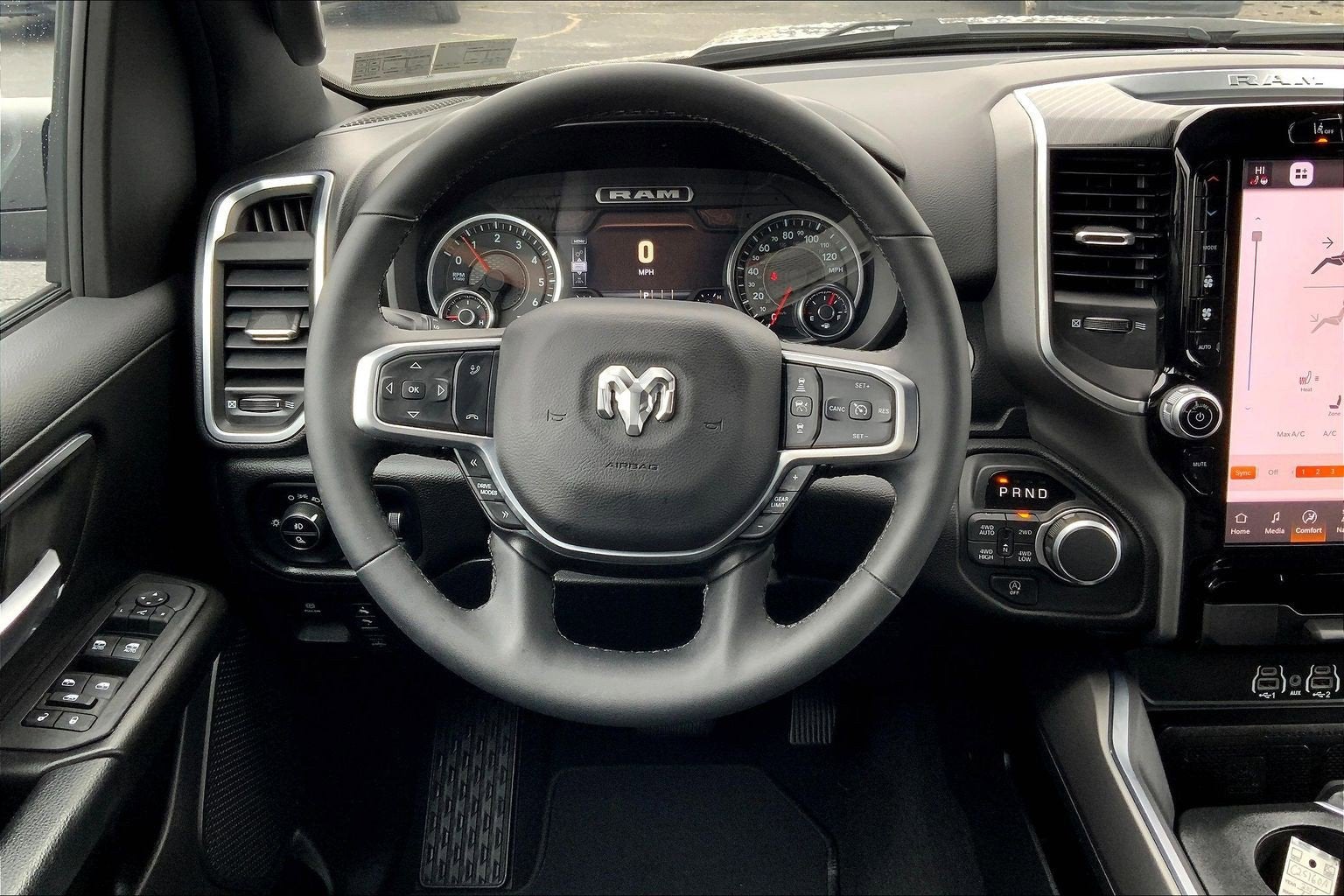 2025 RAM 1500 Big Horn Crew Cab 4x4 5'7' Box