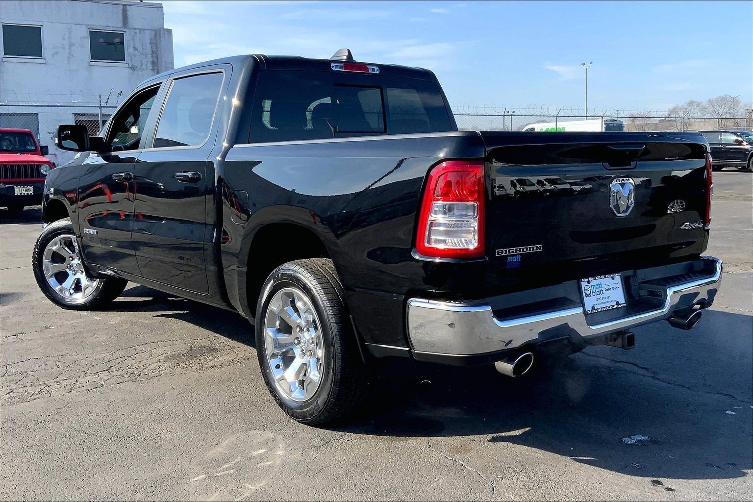 2022 RAM 1500 Big Horn Crew Cab 4x4 5'7' Box