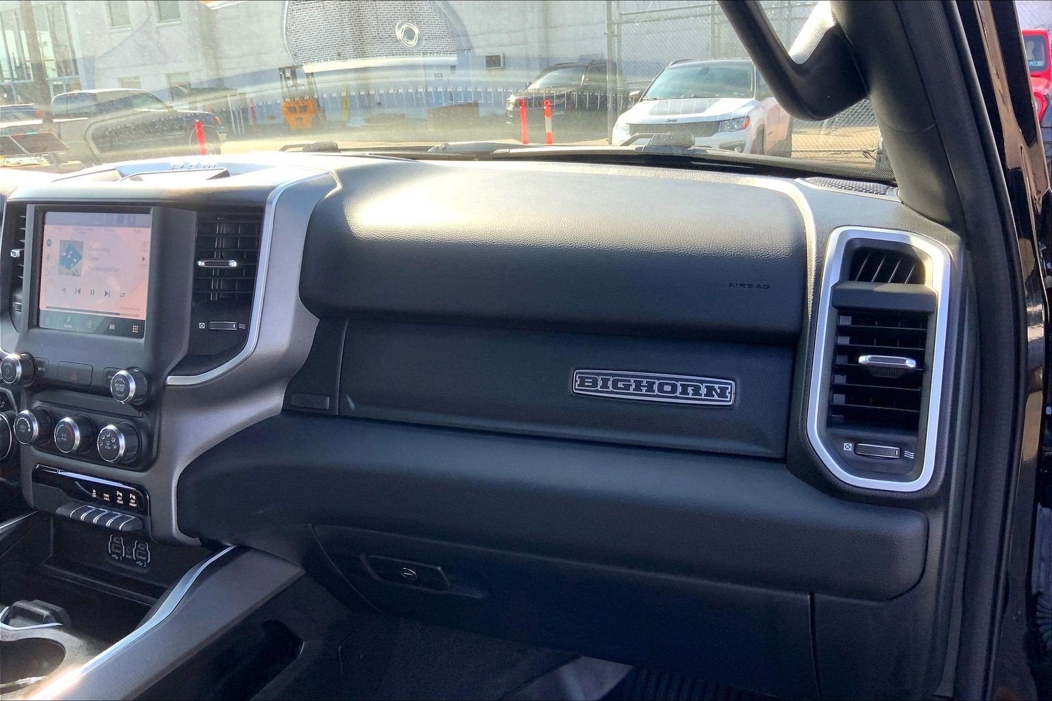 2022 RAM 1500 Big Horn Crew Cab 4x4 5'7' Box