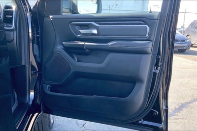 2022 RAM 1500 Big Horn Crew Cab 4x4 5'7' Box