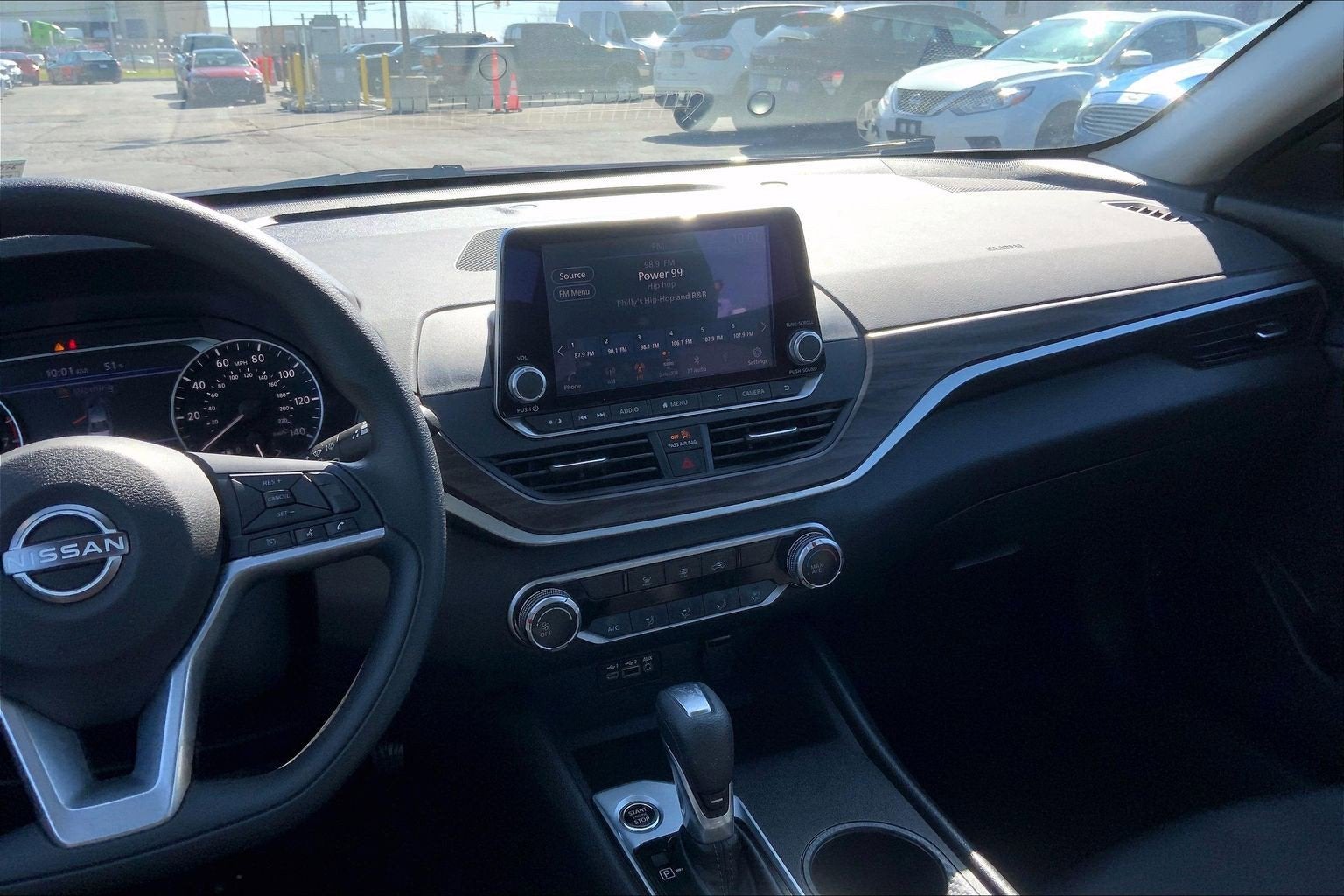 2025 Nissan Altima SV FWD