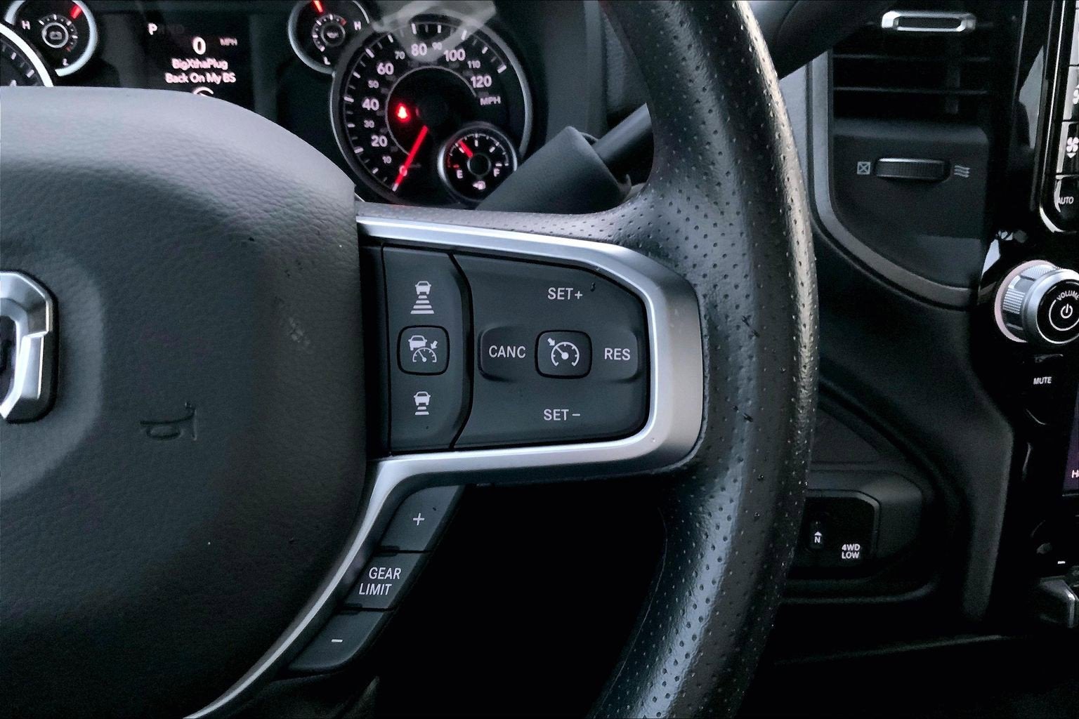 2025 RAM 3500 Tradesman Crew Cab 4x4 8' Box