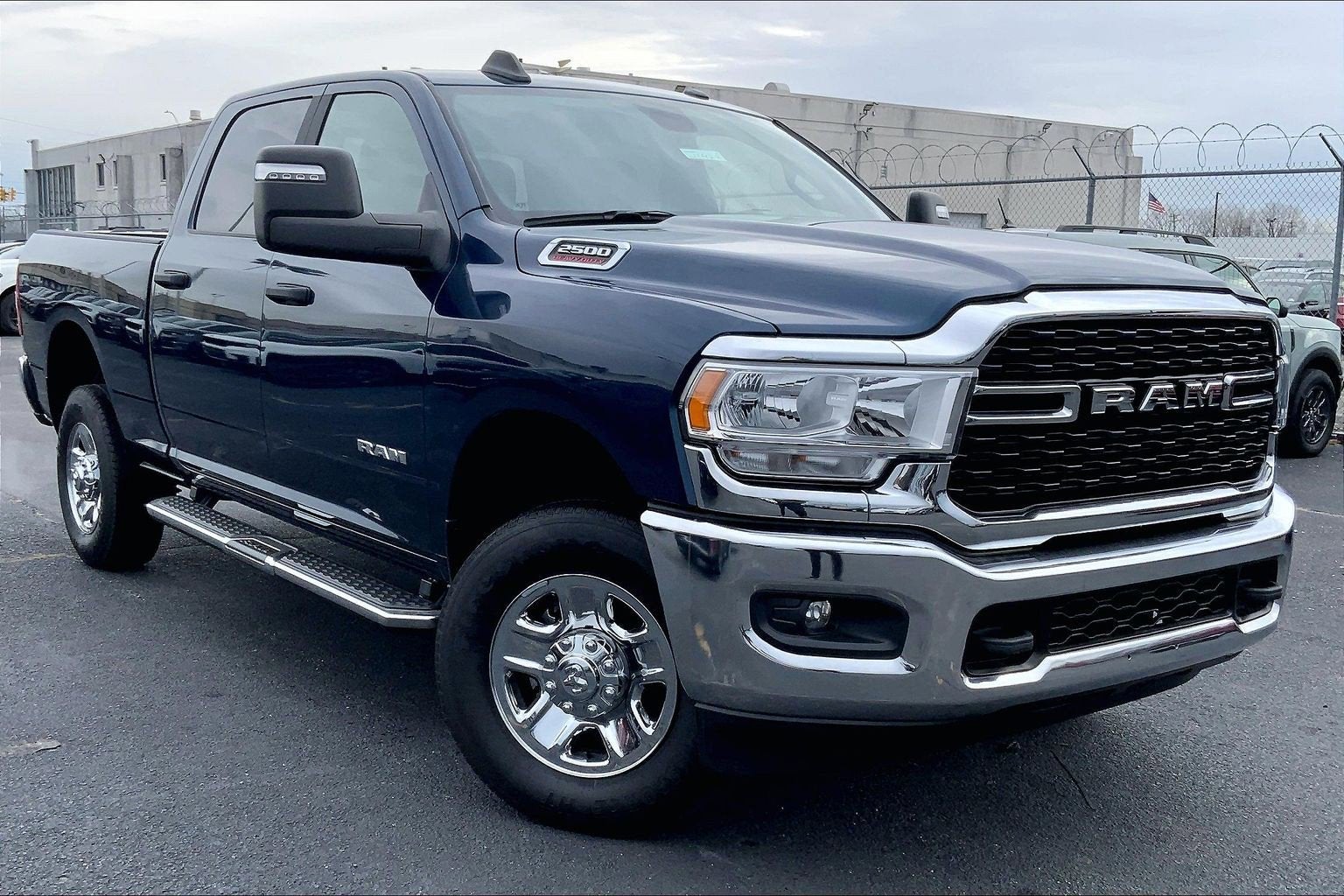 2024 RAM 2500 Big Horn Crew Cab 4x4 6'4' Box