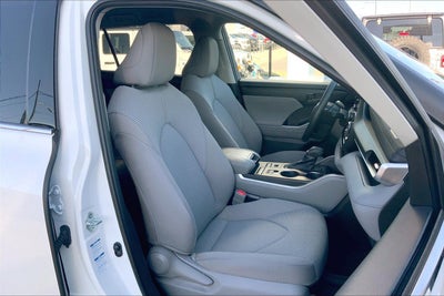 2021 Toyota Highlander L