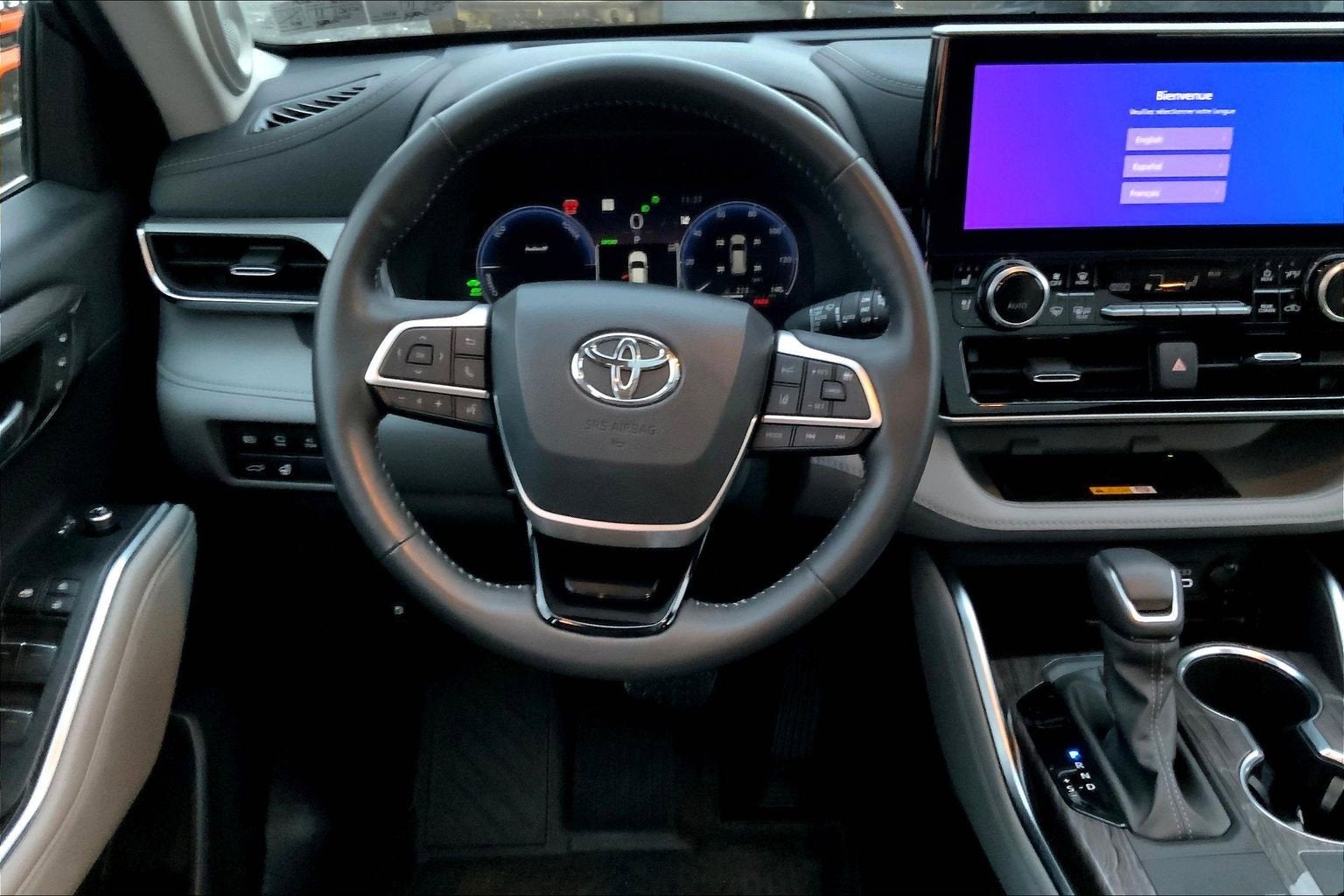 2024 Toyota Highlander Platinum