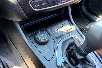 2019 Jeep Cherokee Overland