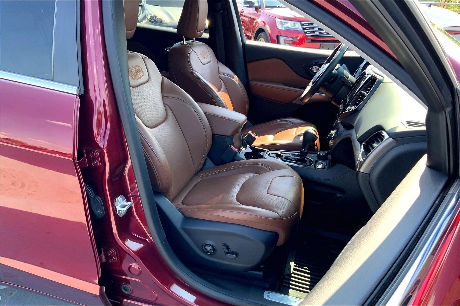 2019 Jeep Cherokee Overland