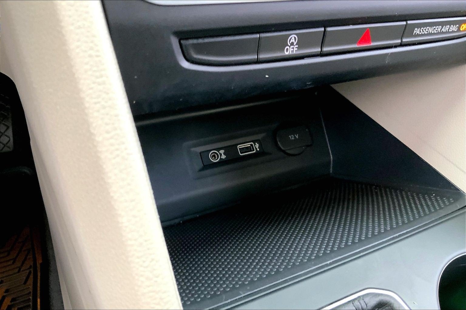 2018 Volkswagen Atlas 3.6L V6 SE w/Technology