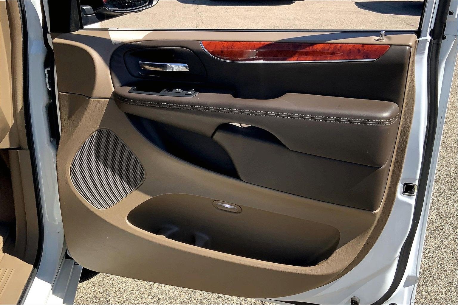 2014 Chrysler Town & Country Limited