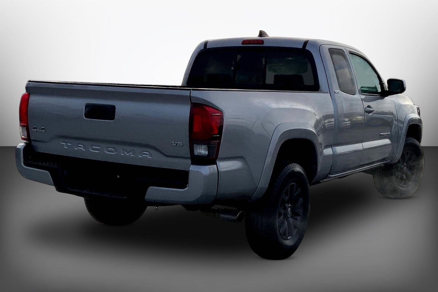 2022 Toyota Tacoma 4WD SR5