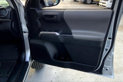 2022 Toyota Tacoma 4WD SR5