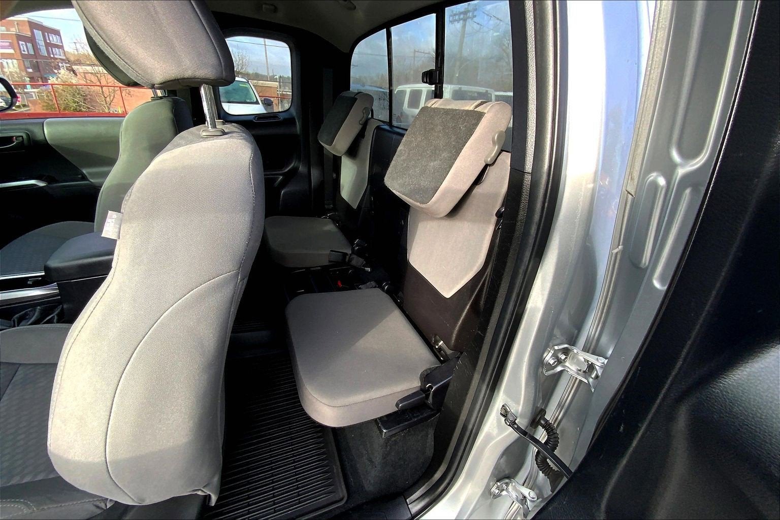 2022 Toyota Tacoma 4WD SR5