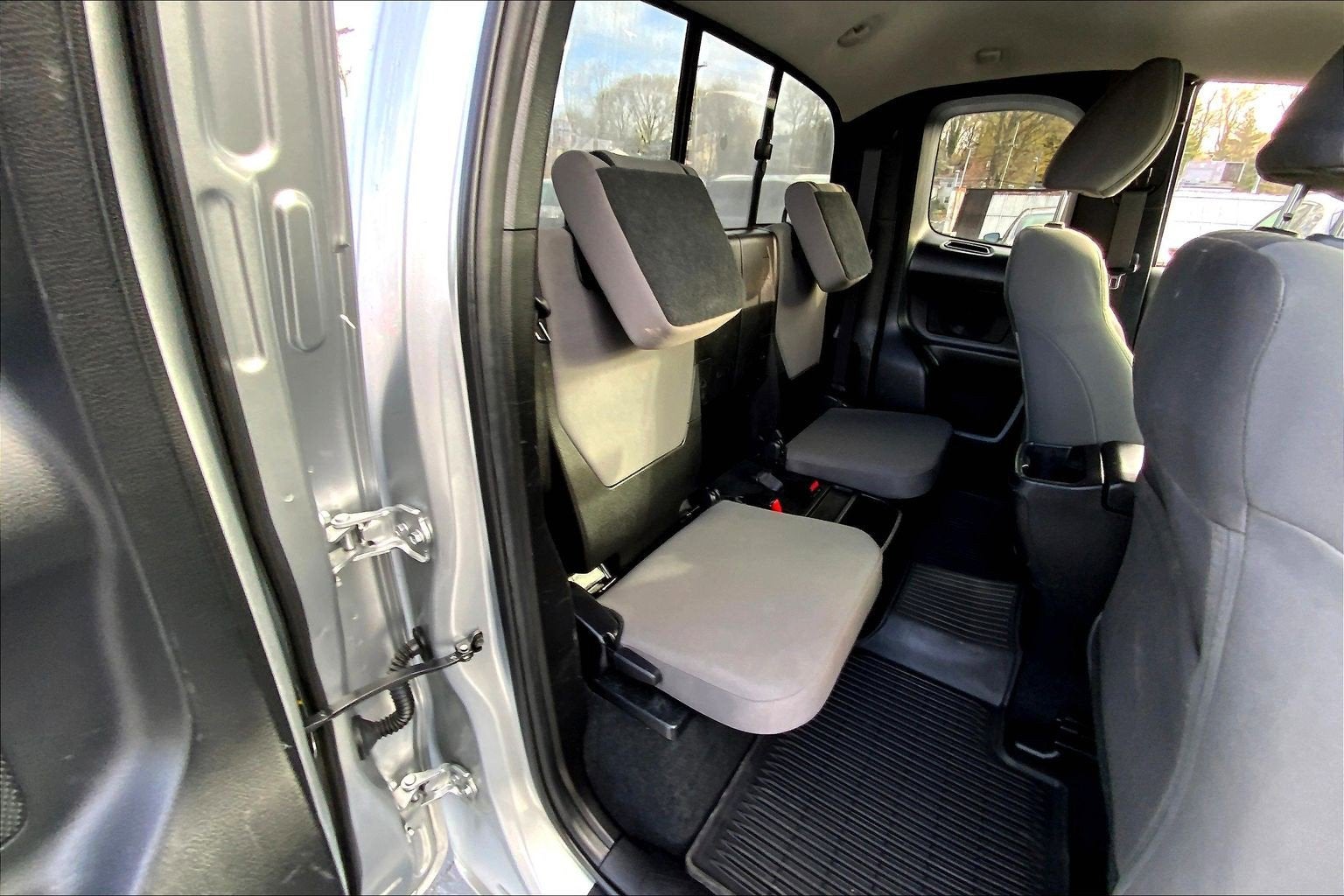 2022 Toyota Tacoma 4WD SR5