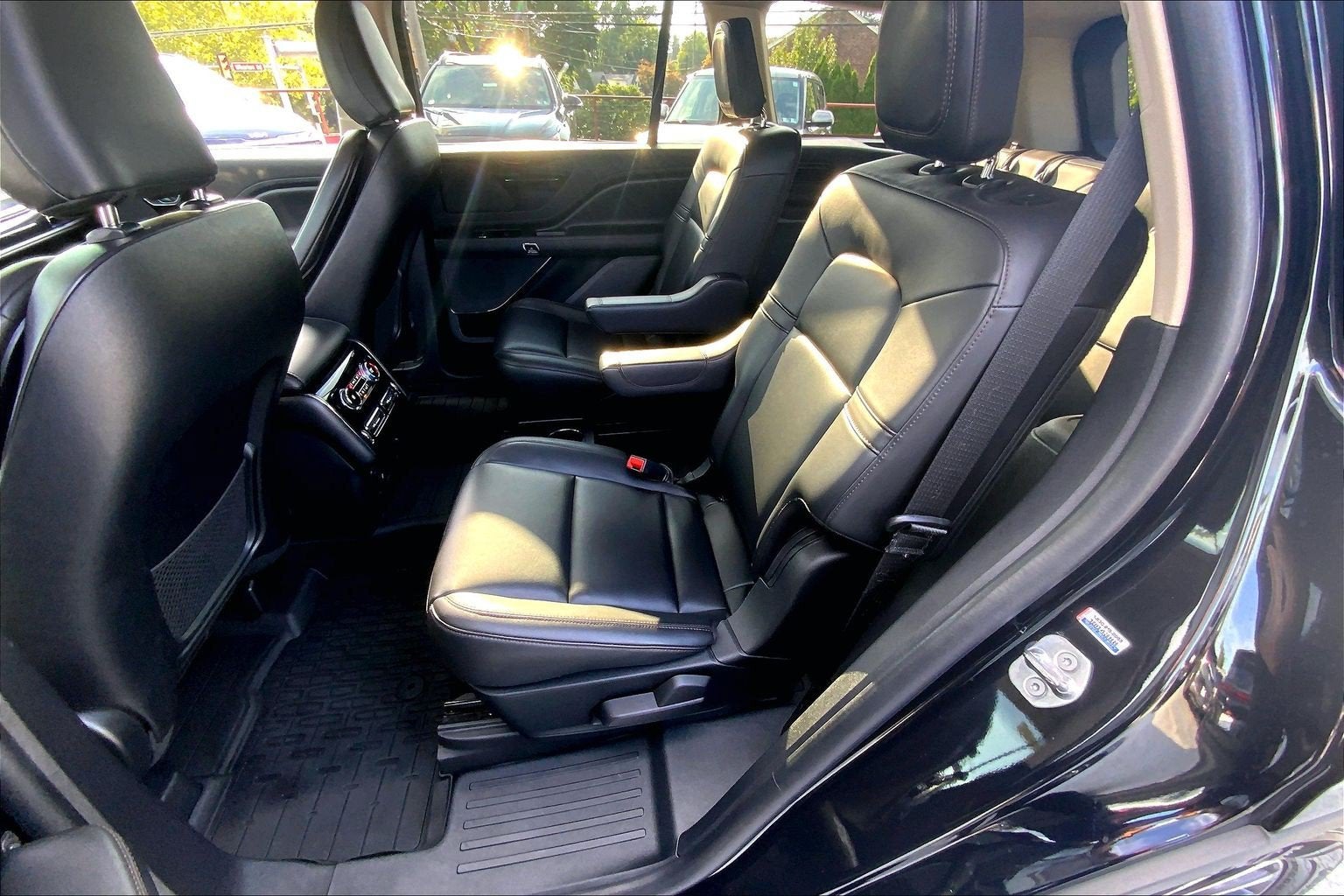 2022 Lincoln Aviator Standard