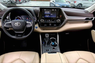 2021 Toyota Highlander Hybrid XLE