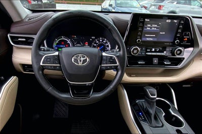 2021 Toyota Highlander Hybrid XLE
