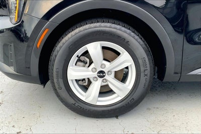 2024 Kia Sorento LX