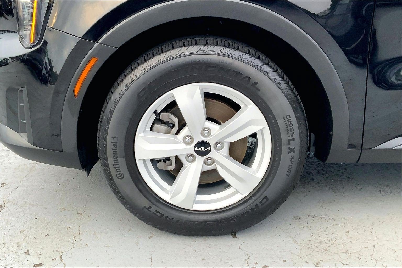 2024 Kia Sorento LX